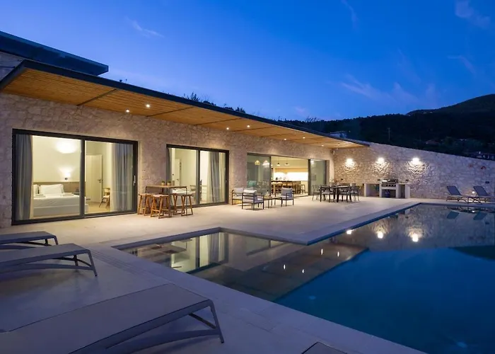 Amber By The Sea Villa Evgiros